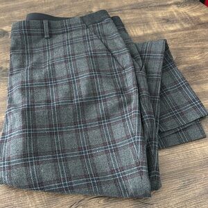 Uniqlo Stretch Pant grey plaid size XXL 34-35 inch waist